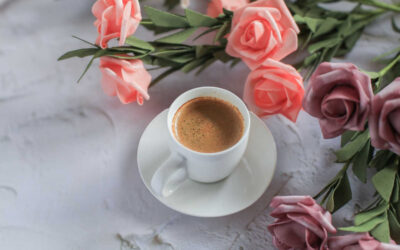 Hoe koffie en cafeïne je slaap beïnvloeden volgens de wetenschap