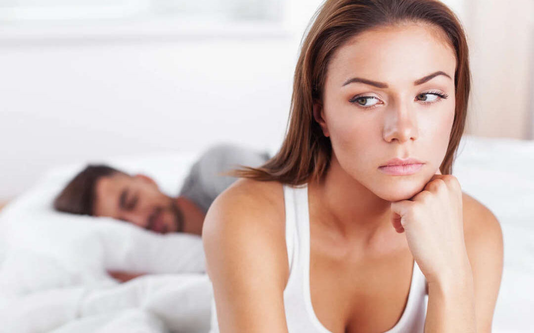 Slecht slapen door je partner? Zo slaap je wél beter samen